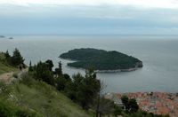 Die Insel von Lokrum, die seit dem heiligen Berg gesehen wurde, Serge. Klicken, um das Bild zu vergrößern.