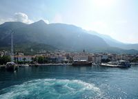 La ville de Makarska en Croatie. Le port de Makarska. Cliquer pour agrandir l'image.