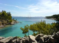 La ville de Milna, île de Brač en Croatie. La baie de Milna (auteur Bunker). Cliquer pour agrandir l'image.