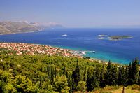 La ville d'Orebić, presqu'île de Pelješac en Croatie. Depuis mont Saint-Élie. Cliquer pour agrandir l'image.