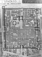 Plan of the Palace of Diocletian by Ernest Hébrard (North-South orientation). Click to enlarge the image.