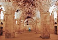 Cellars of the Palace of Diocletian (Alecconnell author). Click to enlarge the image.