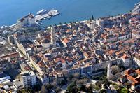 The Palace of Diocletian seen of the sky (author Office Split Tourism). Click to enlarge the image.