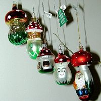 Amanite tue mouche. Noël. Cliquer pour agrandir l'image.