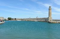 La province de Réthymnon en Crète. Le port vénitien de Réthymnon. Cliquer pour agrandir l'image dans Adobe Stock (nouvel onglet).