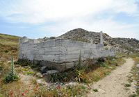 Le mont Cynthe à Délos en Grèce. Le sanctuaire d'Héra. Cliquer pour agrandir l'image dans Adobe Stock (nouvel onglet).
