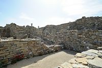 Le Quartier du Théâtre de Délos en Grèce. La Maison au Dionysos. Cliquer pour agrandir l'image dans Adobe Stock (nouvel onglet).