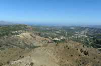 Géologie de l’île de Crète. La fosse d'effondrement d'Héraklion vue depuis Rhizénia. Cliquer pour agrandir l'image dans Adobe Stock (nouvel onglet).