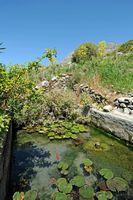 Le village d’Agia Galini en Crète. Fontaine du monastère du Saint-Esprit à Kissos. Cliquer pour agrandir l'image dans Adobe Stock (nouvel onglet).