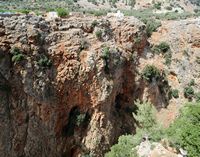 Le village d’Anopoli en Crète. Les gorges d'Aradaina. Cliquer pour agrandir l'image dans Adobe Stock (nouvel onglet).