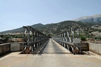 Le village d’Anopoli en Crète. Le viaduc Vardinogiannis sur les gorges d'Aradaina. Cliquer pour agrandir l'image dans Adobe Stock (nouvel onglet).