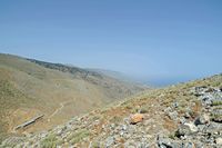 Le village d’Anopoli en Crète. La route d'Anopoli à Chora Sfakion. Cliquer pour agrandir l'image dans Adobe Stock (nouvel onglet).