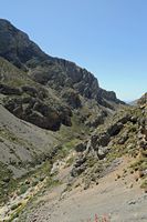 Le village d’Assomatos en Crète. Les gorges de la rivière Kourtaliotis. Cliquer pour agrandir l'image dans Adobe Stock (nouvel onglet).
