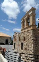 Le village d’Avdou en Crète. L'église de la Panagia Kardiotissa à Kéra. Cliquer pour agrandir l'image dans Adobe Stock (nouvel onglet).
