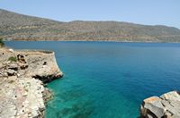 L’île de Spinalonga en Crète. La demi-lune de Michiel de la forteresse de Spinalonga. Cliquer pour agrandir l'image dans Adobe Stock (nouvel onglet).