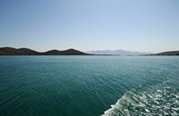 Le village d’Élounda en Crète. L'isthme d'Olous. Cliquer pour agrandir l'image dans Adobe Stock (nouvel onglet).