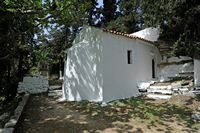 Le village d’Épiskopi en Crète. La chapelle des Cinq-Vierges de Lappa à Argyroupoli. Cliquer pour agrandir l'image dans Adobe Stock (nouvel onglet).