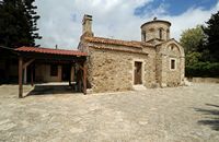 Le village d’Épiskopi en Crète. Le monastère de Myriokefala. Cliquer pour agrandir l'image dans Adobe Stock (nouvel onglet).