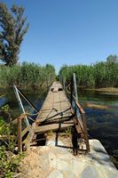 Le village de Georgioupoli en Crète. La rivière Perastikos. Cliquer pour agrandir l'image dans Adobe Stock (nouvel onglet).