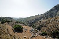 Le village de Goniès en Crète. Les gorges de Gonies. Cliquer pour agrandir l'image dans Adobe Stock (nouvel onglet).