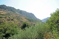 Le village de Koutsouras en Crète. Les gorges d'Orino. Cliquer pour agrandir l'image dans Adobe Stock (nouvel onglet).