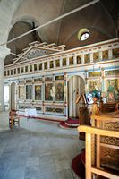 Le village de Kritsa en Crète. L'église Notre-Dame Hodigitria. Cliquer pour agrandir l'image dans Adobe Stock (nouvel onglet).