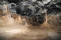 Le village de Milatos en Crète. Salle de la grotte. Cliquer pour agrandir l'image dans Adobe Stock (nouvel onglet).
