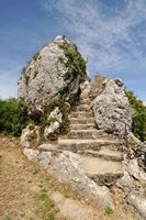 Le village de Pélékas sur l’île de Corfou. Le Trône du Kaiser à Pelekas. Cliquer pour agrandir l'image dans Adobe Stock (nouvel onglet).