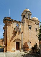 Le monastère d'Agia Triada en Crète. Façade orientale de l'église. Cliquer pour agrandir l'image dans Adobe Stock (nouvel onglet).
