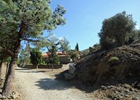 Le village de Zaros en Crète. L'église d'Agios Fanourios. Cliquer pour agrandir l'image dans Adobe Stock (nouvel onglet).