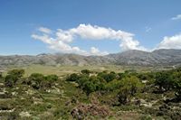 La ville d’Anogia en Crète. Le plateau du Nida vu depuis le mont Ida. Cliquer pour agrandir l'image dans Adobe Stock (nouvel onglet).