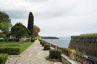 Le quartier de l’Esplanade de la ville de Corfou. Le bosquet (boschetto). Cliquer pour agrandir l'image dans Adobe Stock (nouvel onglet).