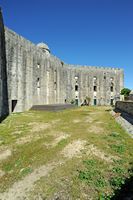 La nouvelle forteresse de la ville de Corfou. Les baraquements anglais. Cliquer pour agrandir l'image dans Adobe Stock (nouvel onglet).