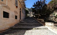 La nouvelle forteresse de la ville de Corfou. La rue Dionysos Solomos. Cliquer pour agrandir l'image dans Adobe Stock (nouvel onglet).