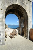 La nouvelle forteresse de la ville de Corfou. Arche. Cliquer pour agrandir l'image dans Adobe Stock (nouvel onglet).