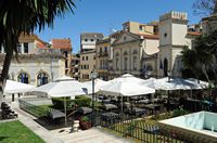 Le sud de la vieille ville de Corfou. La place Nicéphore Théotokis. Cliquer pour agrandir l'image dans Adobe Stock (nouvel onglet).