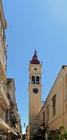 Le nord de la vieille ville de Corfou. L'église Saint-Spyridon. Cliquer pour agrandir l'image dans Adobe Stock (nouvel onglet).