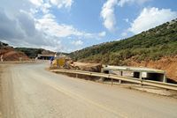 La ville d'Évangélismos en Crète. Travaux d'aménagement pour le nouvel aéroport. Cliquer pour agrandir l'image dans Adobe Stock (nouvel onglet).