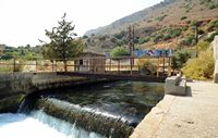 La ville de Gazi en Crète. Canalisation de la source de l'Almyros. Cliquer pour agrandir l'image dans Adobe Stock (nouvel onglet).