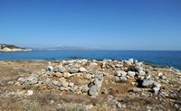 La côte nord de la commune d’Iérapétra en Crète. Les ruines du port antique de Gournia. Cliquer pour agrandir l'image dans Adobe Stock (nouvel onglet).