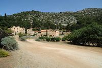 La ville de Pérama en Crète. Le monastère de Vossakos. Cliquer pour agrandir l'image dans Adobe Stock (nouvel onglet).