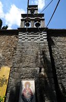 Le plateau du Lassithi en Crète. Le monastère de Vidiani. Cliquer pour agrandir l'image dans Adobe Stock (nouvel onglet).