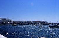 L'île de Mykonos. Le port de Mykonos. Cliquer pour agrandir l'image.