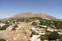 Le mont Atavyros à Rhodes. Cliquer pour agrandir l'image.