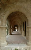 Cloître du monastère de Filérimos à Rhodes. Cliquer pour agrandir l'image.