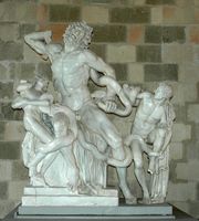 Statue de Laocoon du palais des Grands Maîtres à Rhodes. Cliquer pour agrandir l'image.