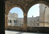 Galerie du palais des Grands Maîtres à Rhodes. Cliquer pour agrandir l'image.