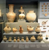 Le site archéologique d'Eleutherne en Crète. Poteries des époques géométrique et archaïque. Cliquer pour agrandir l'image.