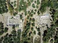 Le site archéologique d'Eleutherne en Crète. Ruines des basiliques Saint-Marc et Sainte-Irène (auteur  MaE). Cliquer pour agrandir l'image.