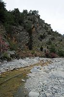 Les gorges de Samaria en Crète. Les gorges de Samaria au sud des Portes de Fer. Cliquer pour agrandir l'image.